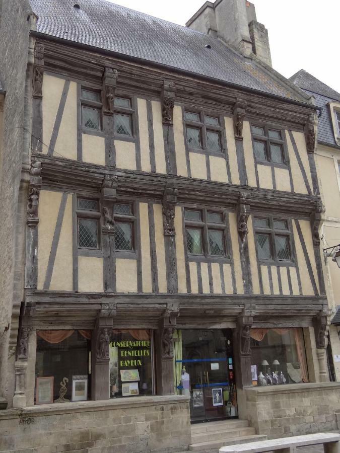 Le 4 Villa Bayeux Exterior photo